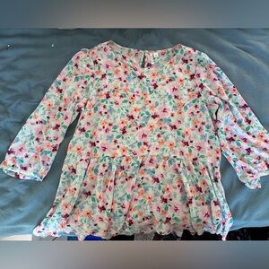 Elle Colorful Floral Top size large hi lo